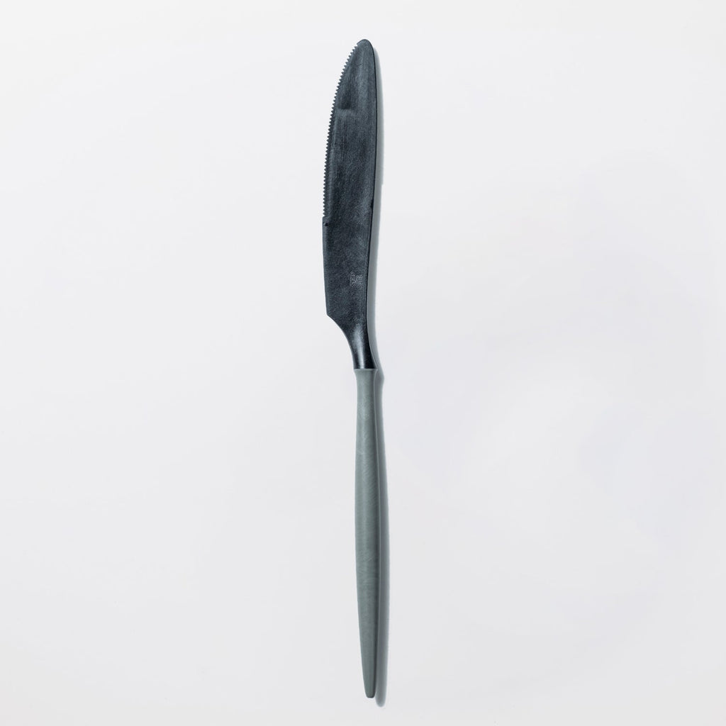 Knife (24cm)