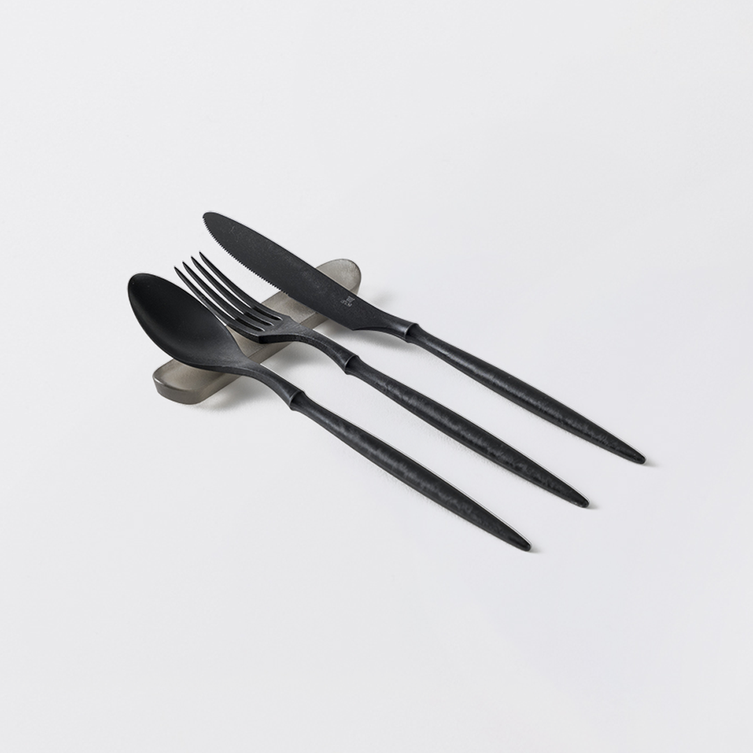 Knife (24cm)